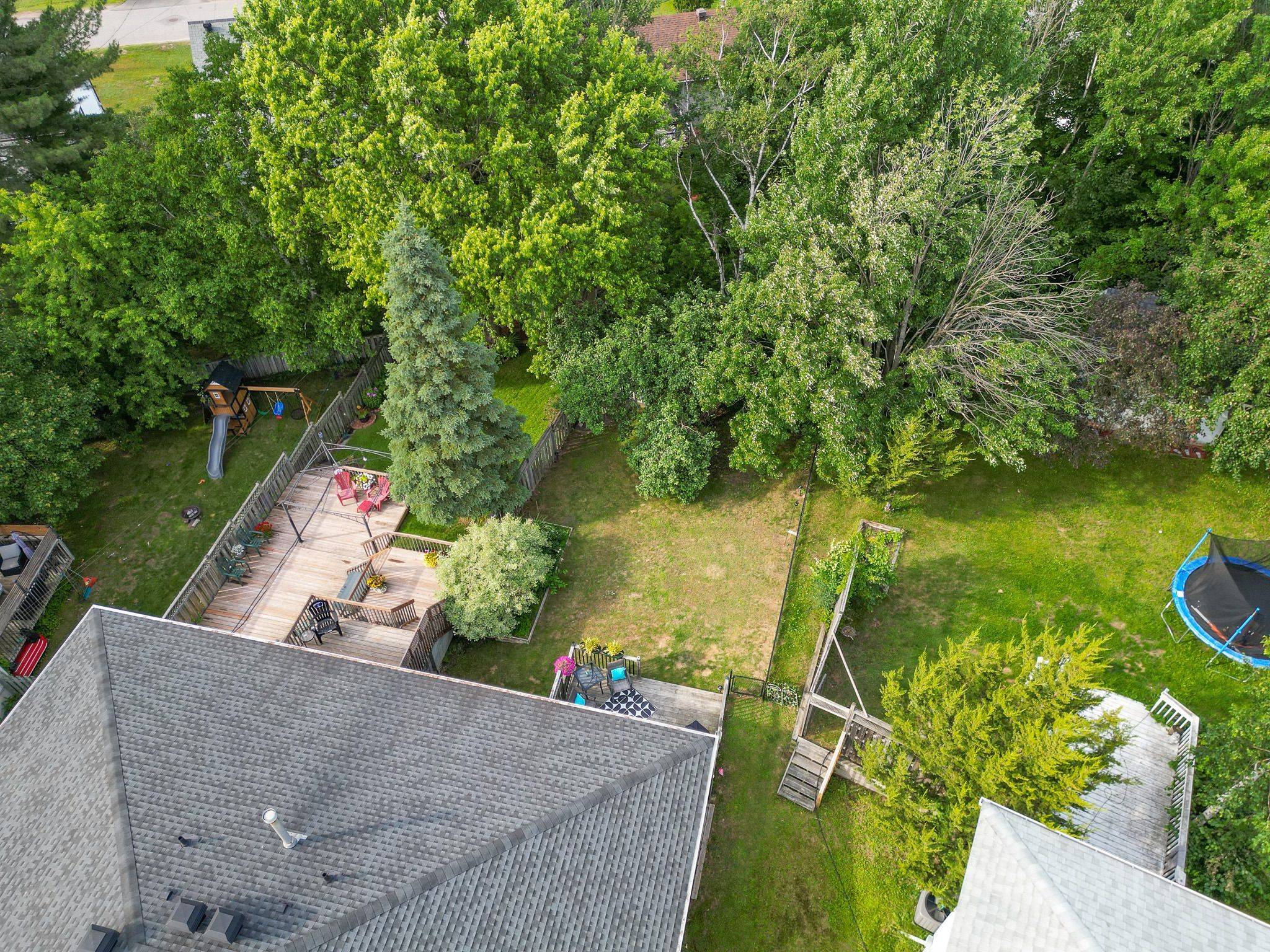 North Bay, ON P1B 9M5,546 McKenzie AVE