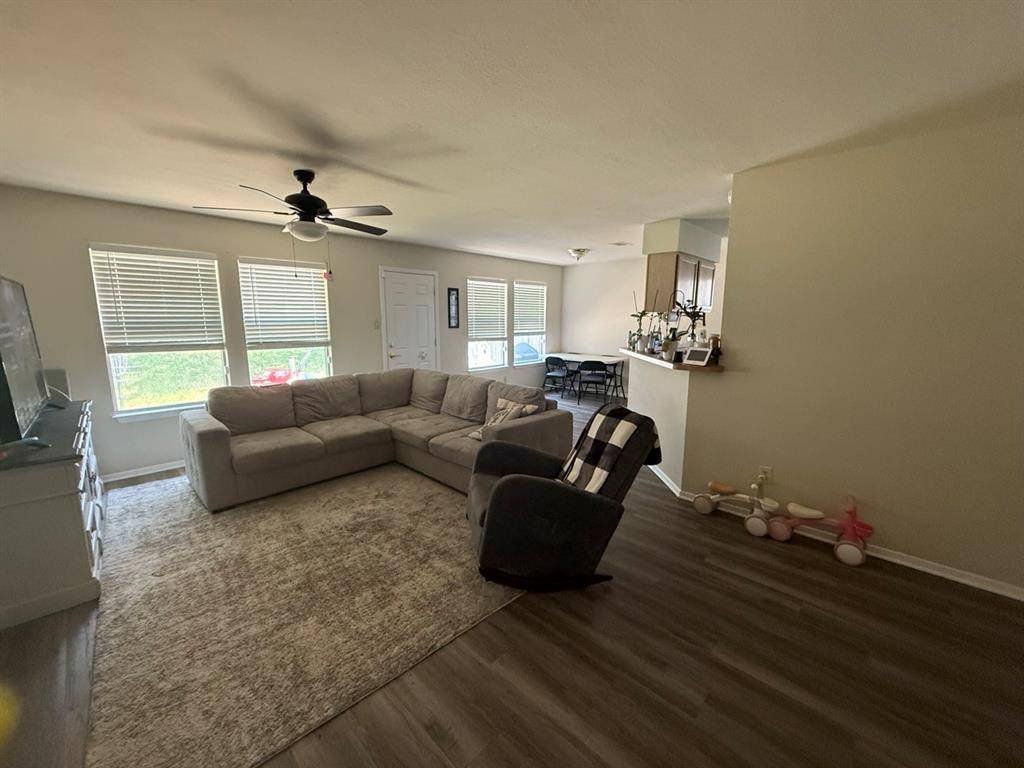 Fort Worth, TX 76008,4017 Devonaire Drive