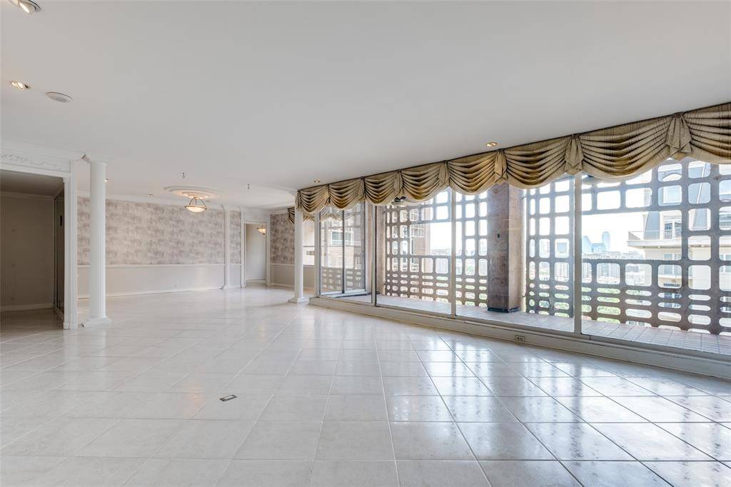 Dallas, TX 75219,3525 Turtle Creek Boulevard #21B
