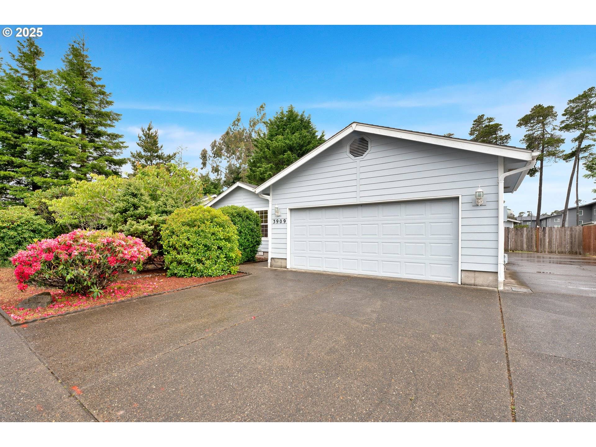 Florence, OR 97439,3909 SPRUCE ST