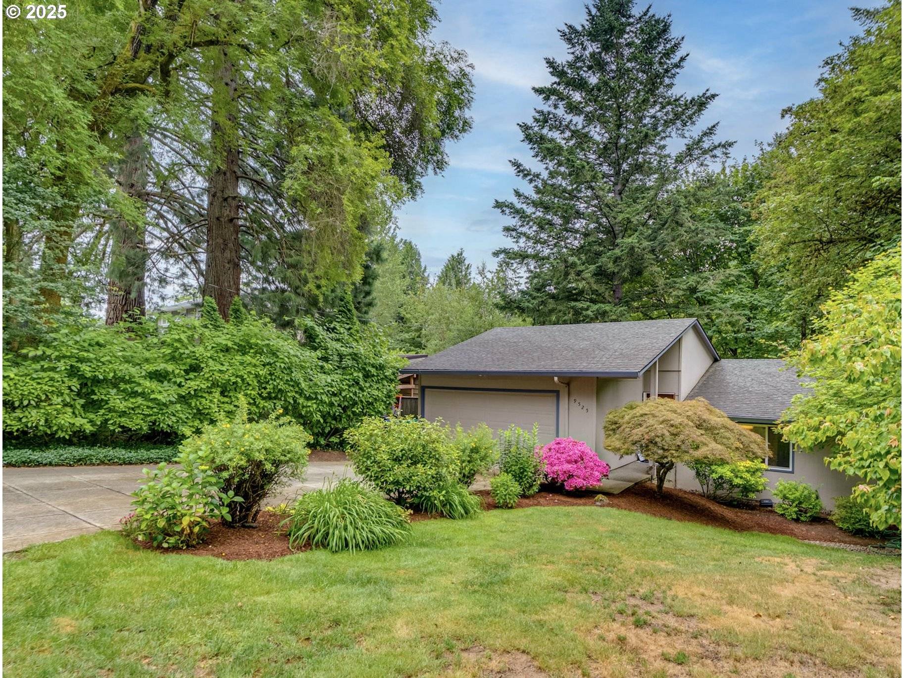 Portland, OR 97219,9525 SW 8TH DR