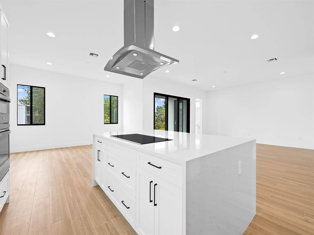Fort Lauderdale, FL 33315,1429 SW 23rd Court
