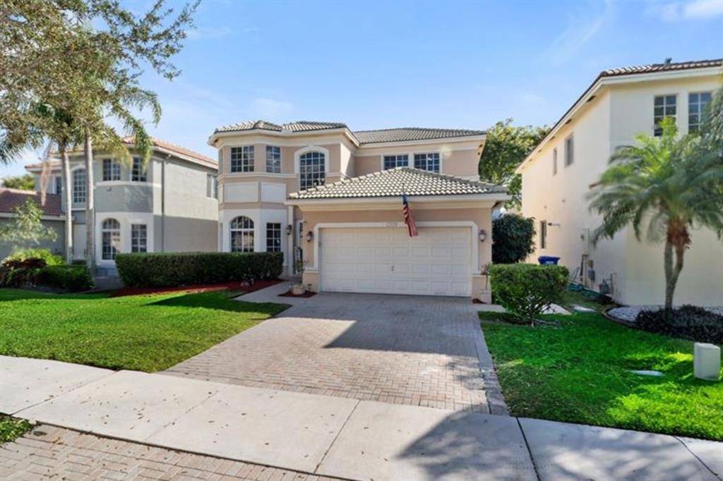 Pembroke Pines, FL 33332,19452 SW 68TH ST
