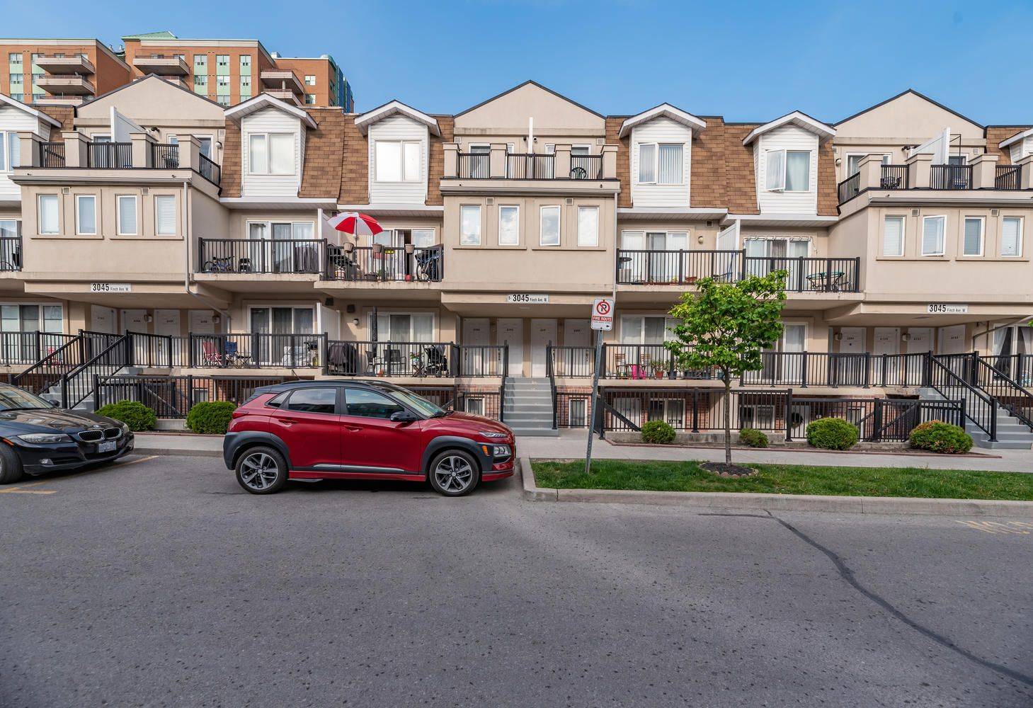 Toronto W05, ON M9M 0A5,3045 Finch AVE W #2093