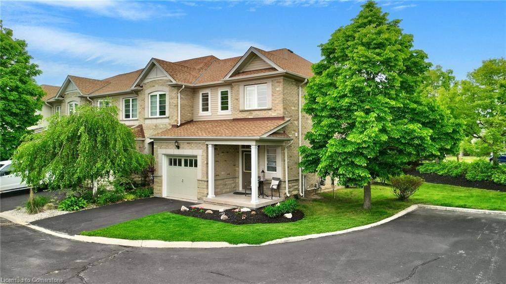 Kitchener, ON N2P 2W9,28 Doon Mills DR #17