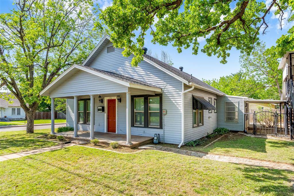 Granbury, TX 76048,224 W Doyle Street