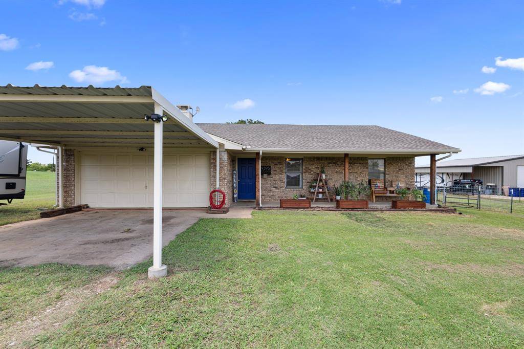 Sanger, TX 76266,9395 Green Springs Circle
