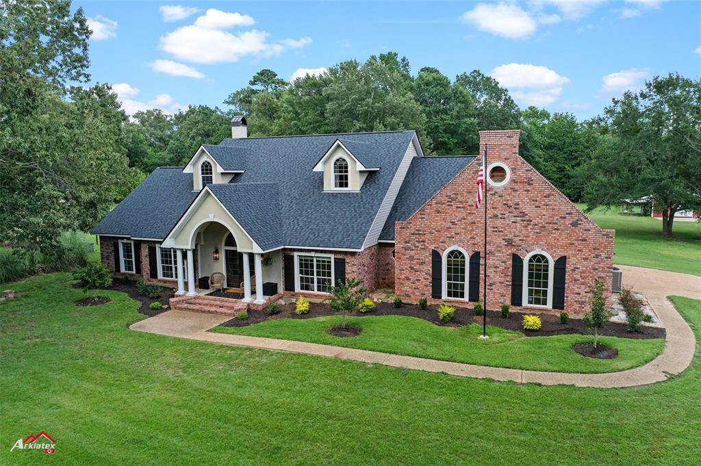 Benton, LA 71006,210 Butler Hill Road