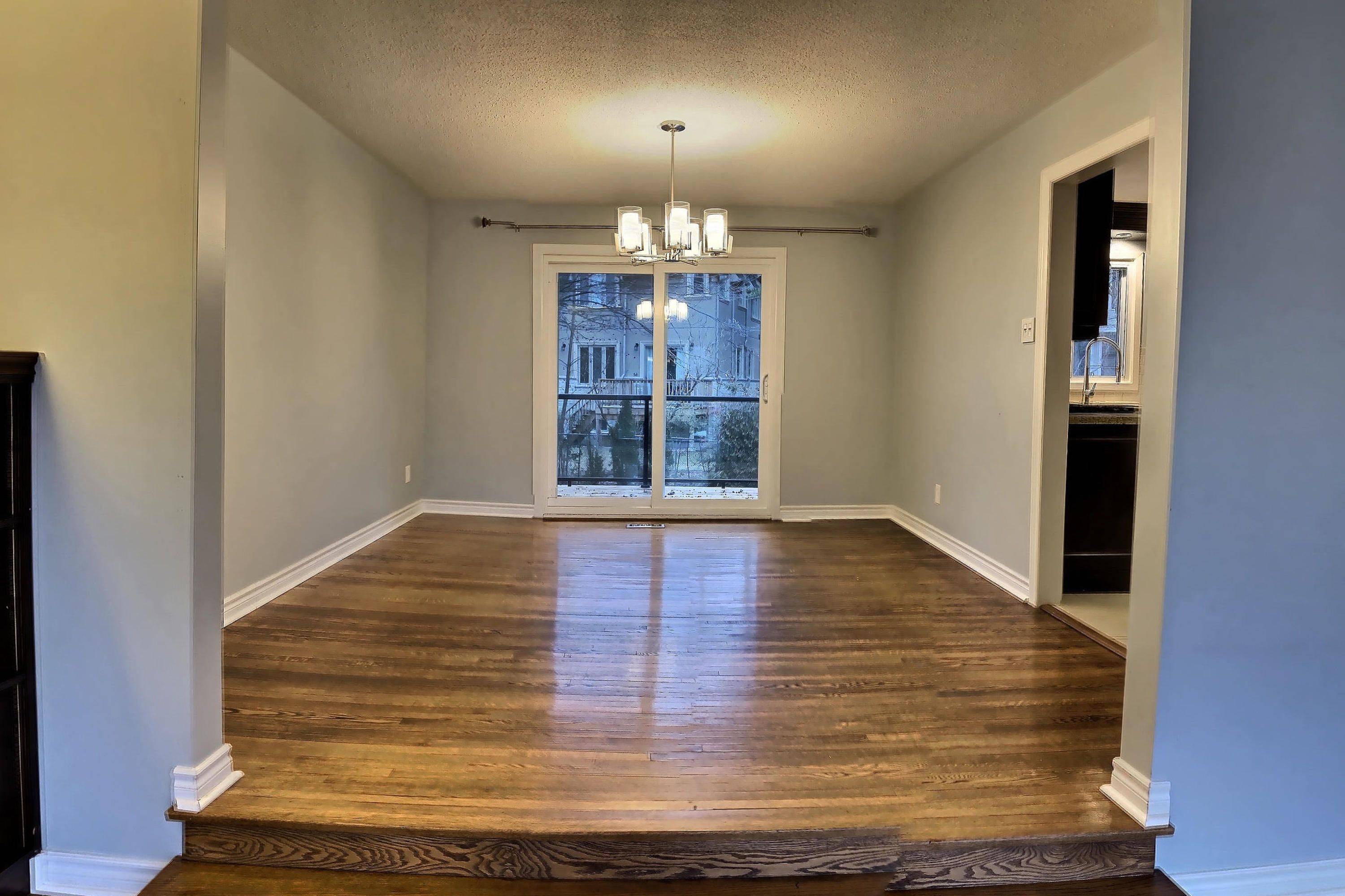 Oakville, ON L6J 5H4,163 Castle CRES