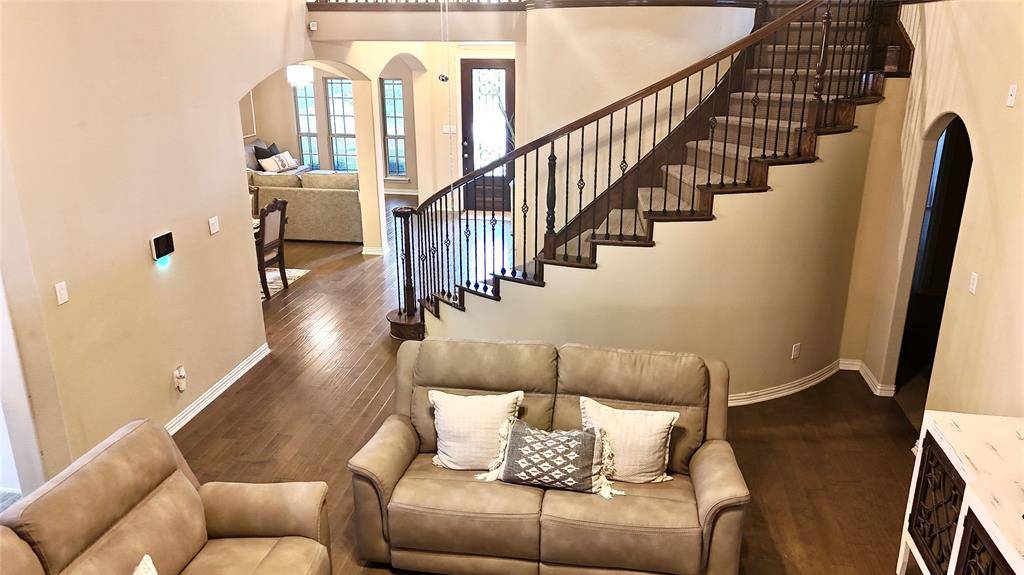 Desoto, TX 75115,1808 River Run Drive