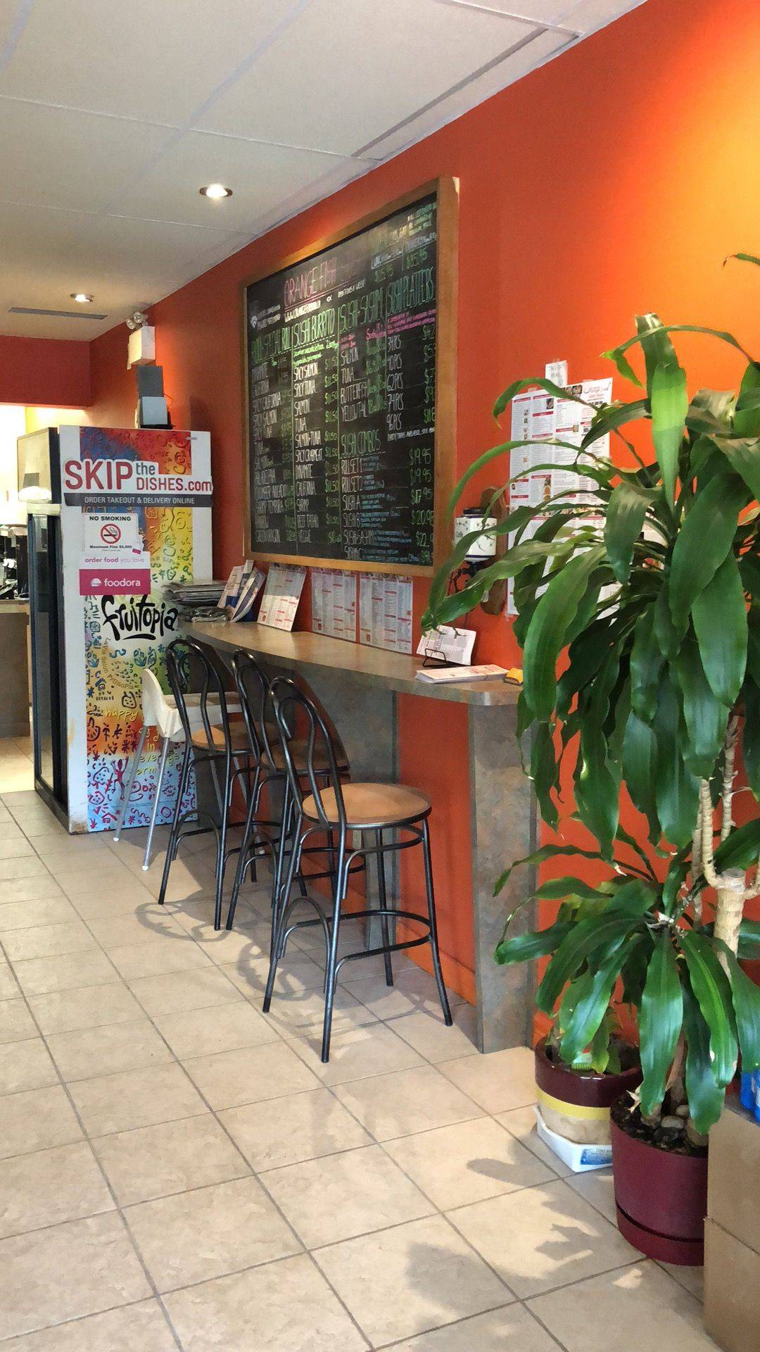 Mississauga, ON L5H 3A1,1107 Lorne Park RD #15