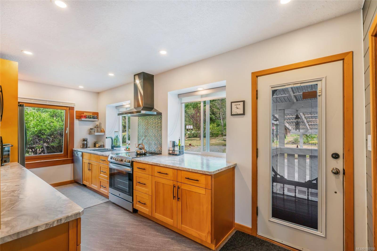 Ladysmith, BC V9G 1M8,4287 Shell Beach Rd