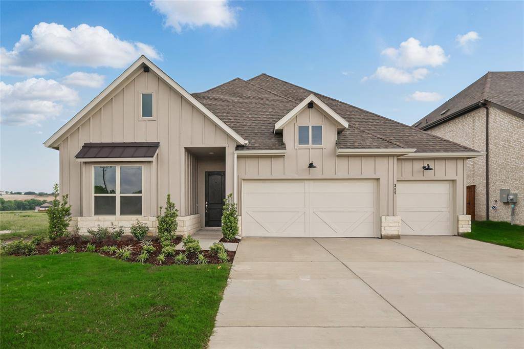 Aledo, TX 76008,305 Fire Blade Drive