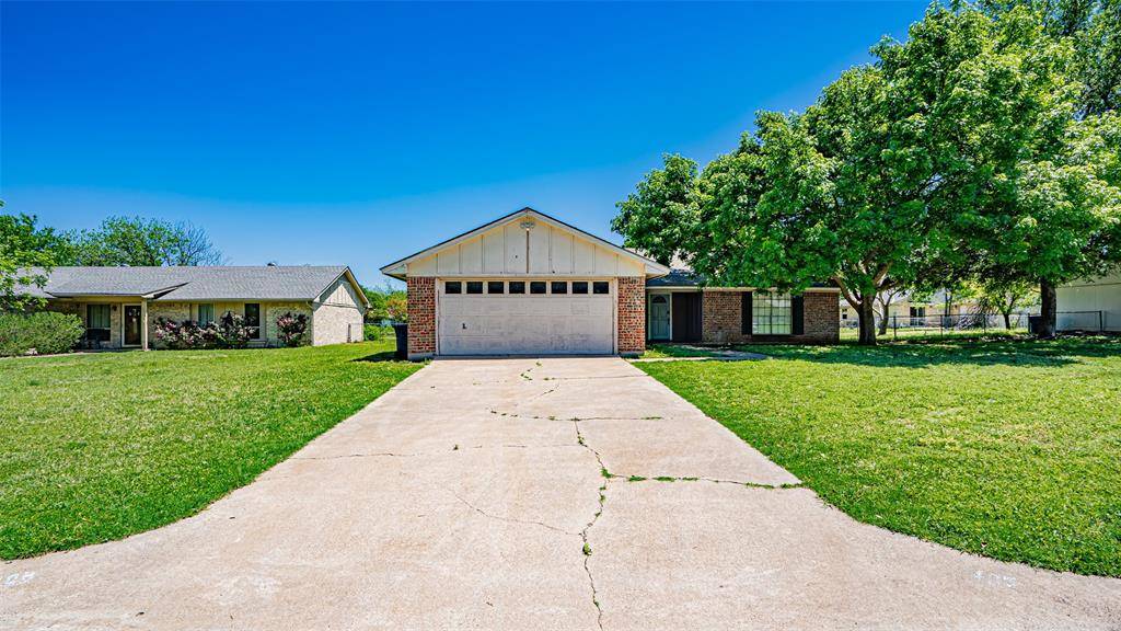 Granbury, TX 76048,405 Heather Drive