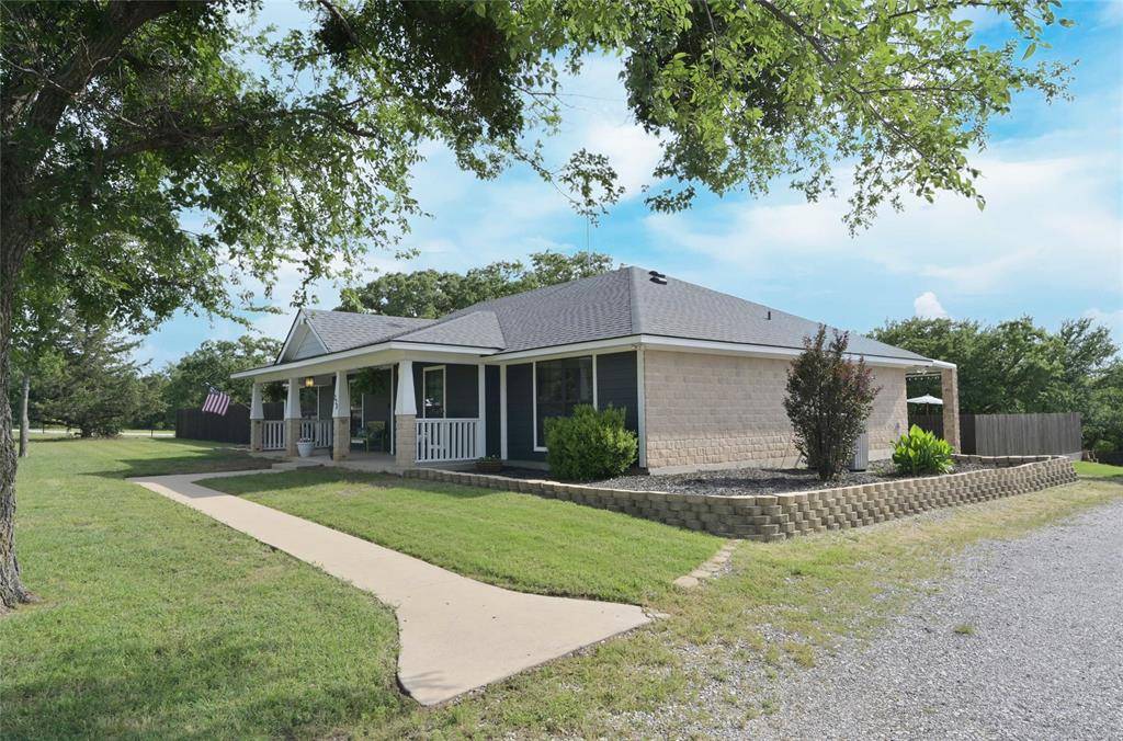 Paradise, TX 76073,228 County Road 3385