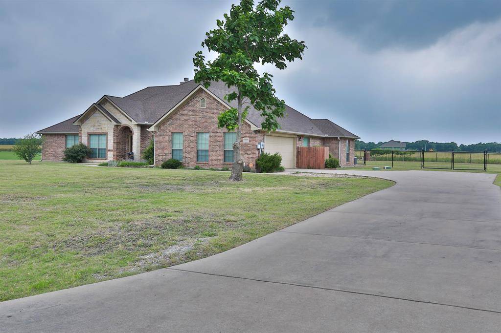 Howe, TX 75459,209 Prairie Crossing Court