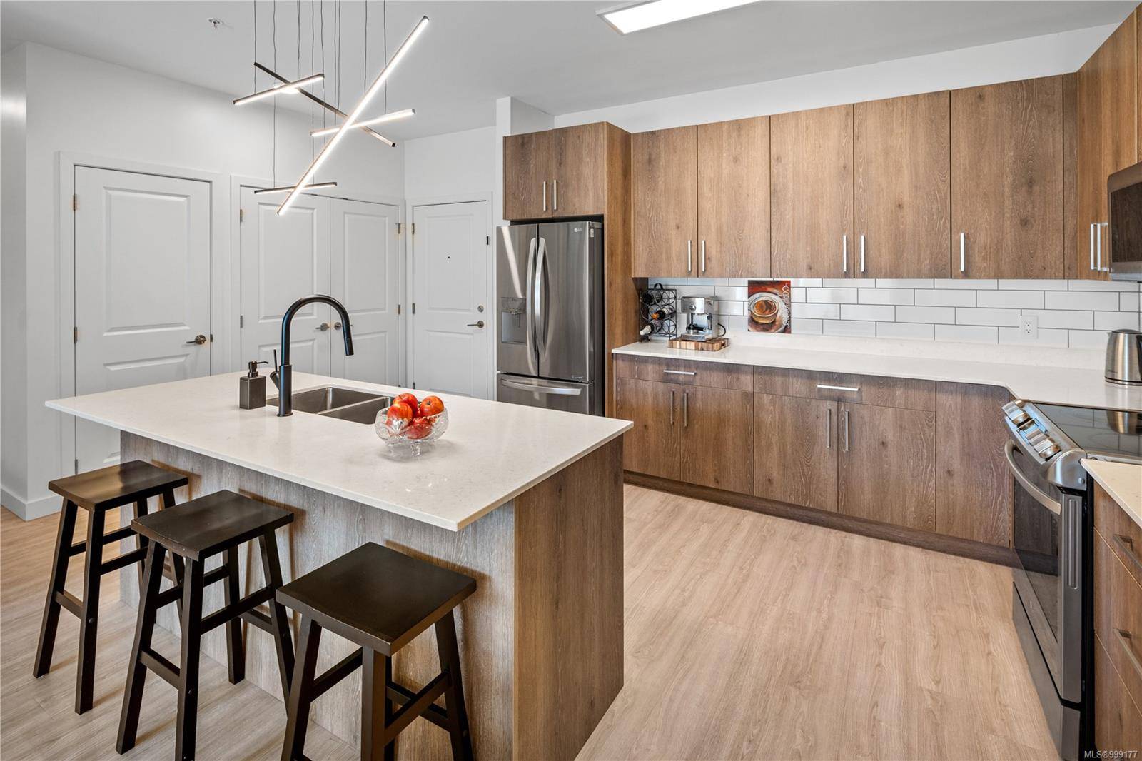 View Royal, BC V9B 0Z1,110 Presley Pl #103