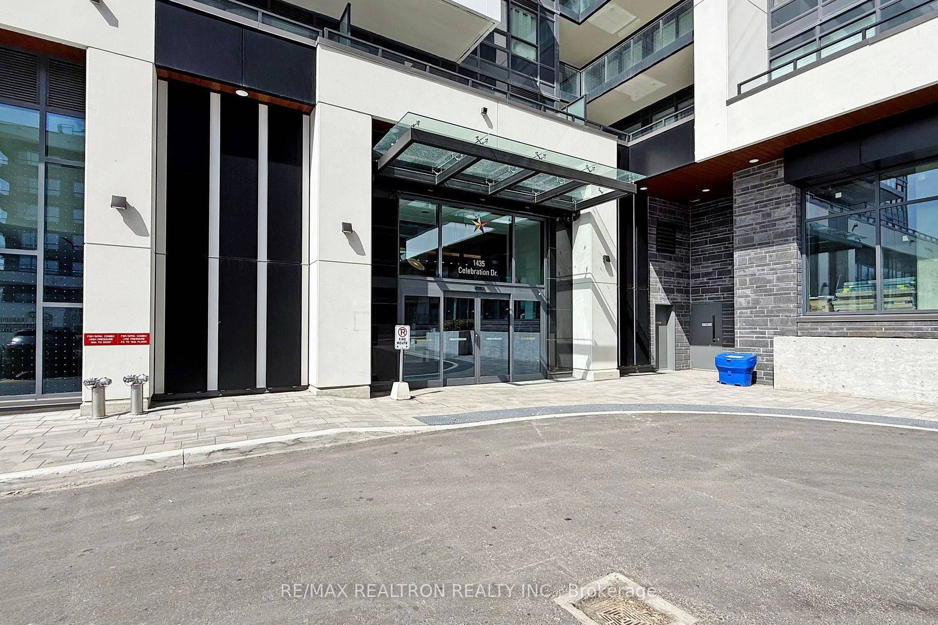 Pickering, ON L1W 0C3,1435 Celebration DR #1509