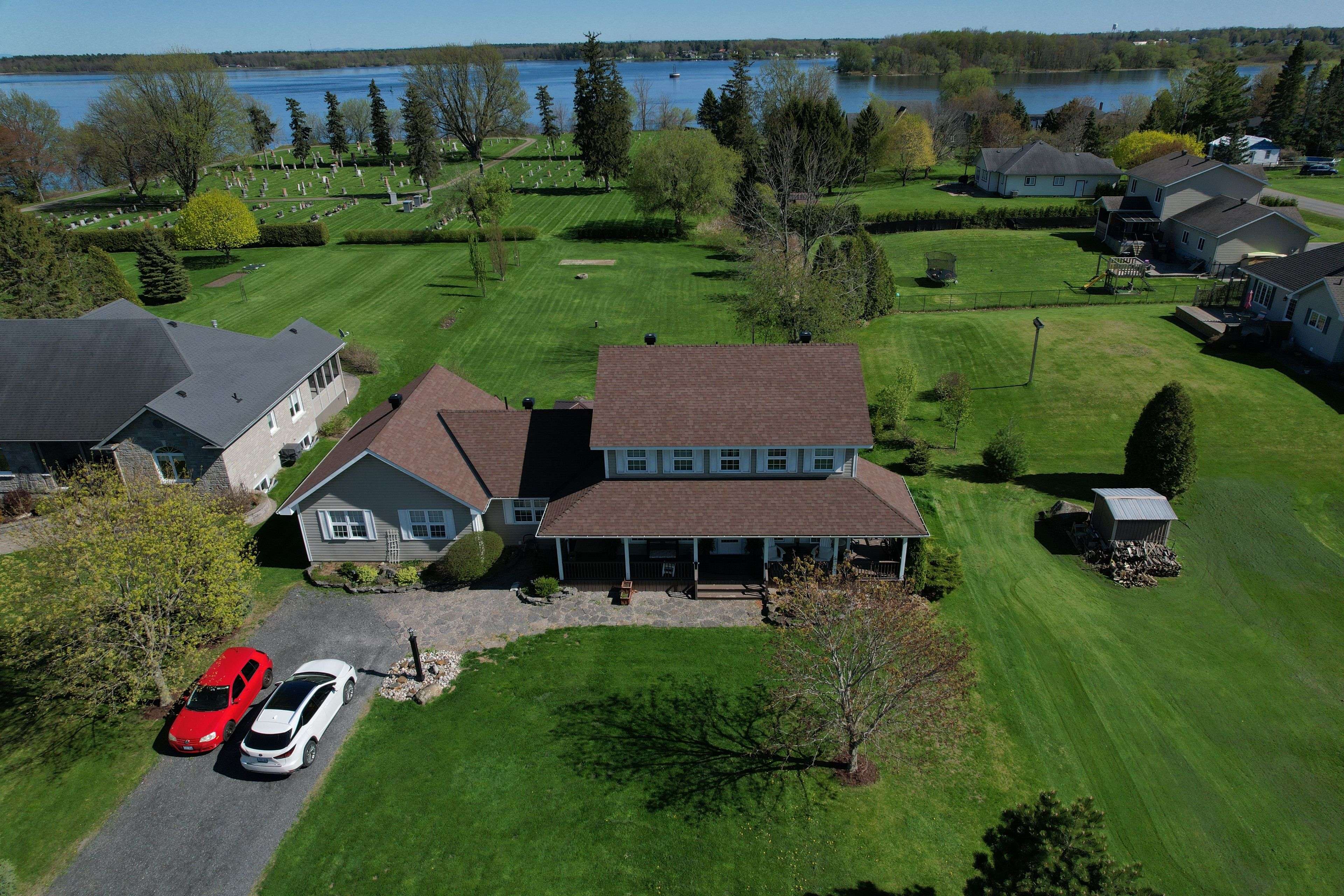 South Dundas, ON K0C 1X0,12118 Lakeshore DR