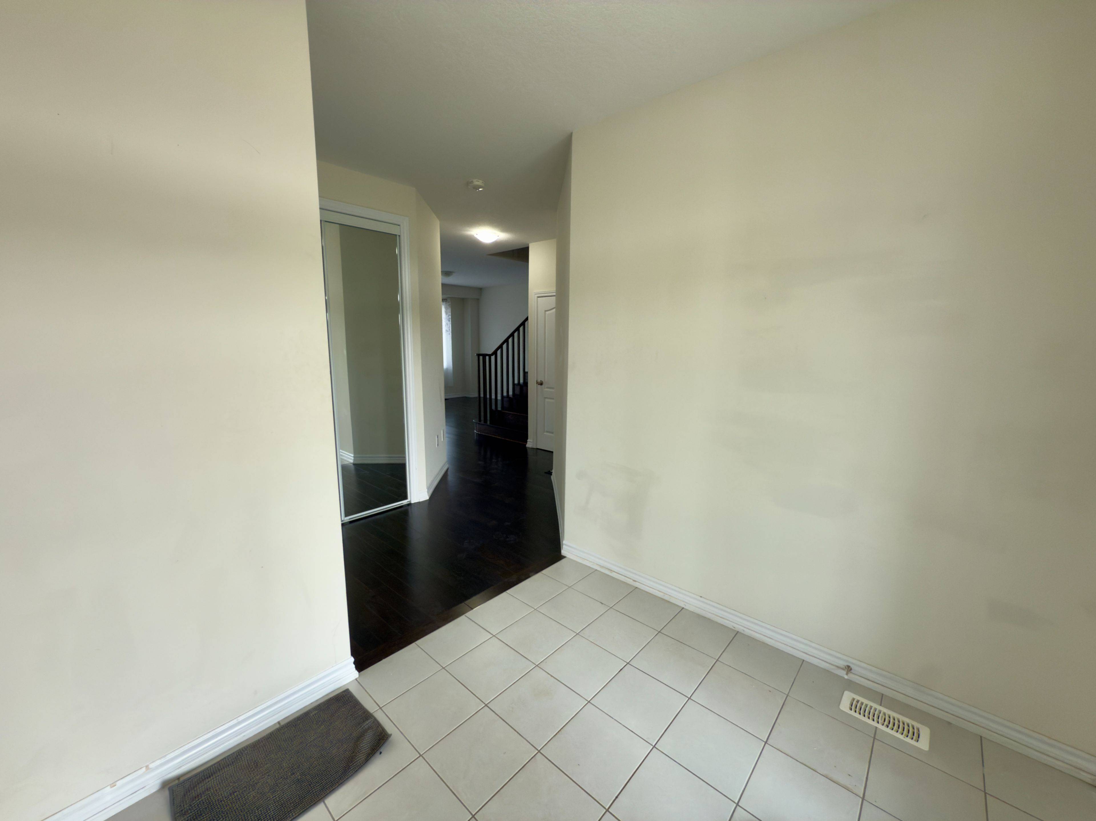 Haldimand, ON N3W 0E5,60 Whithorn CRES