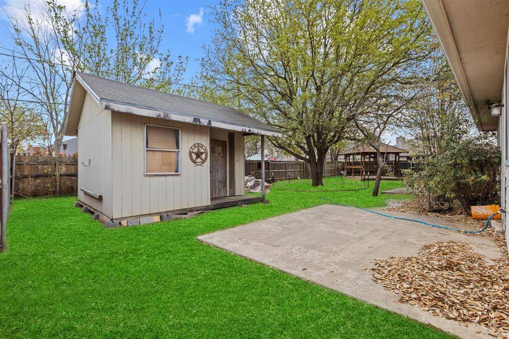 Burleson, TX 76028,1035 Brown Street