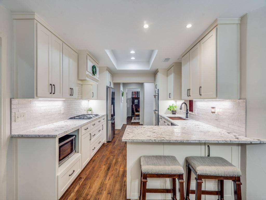 Dallas, TX 75248,7608 Queens Garden Drive