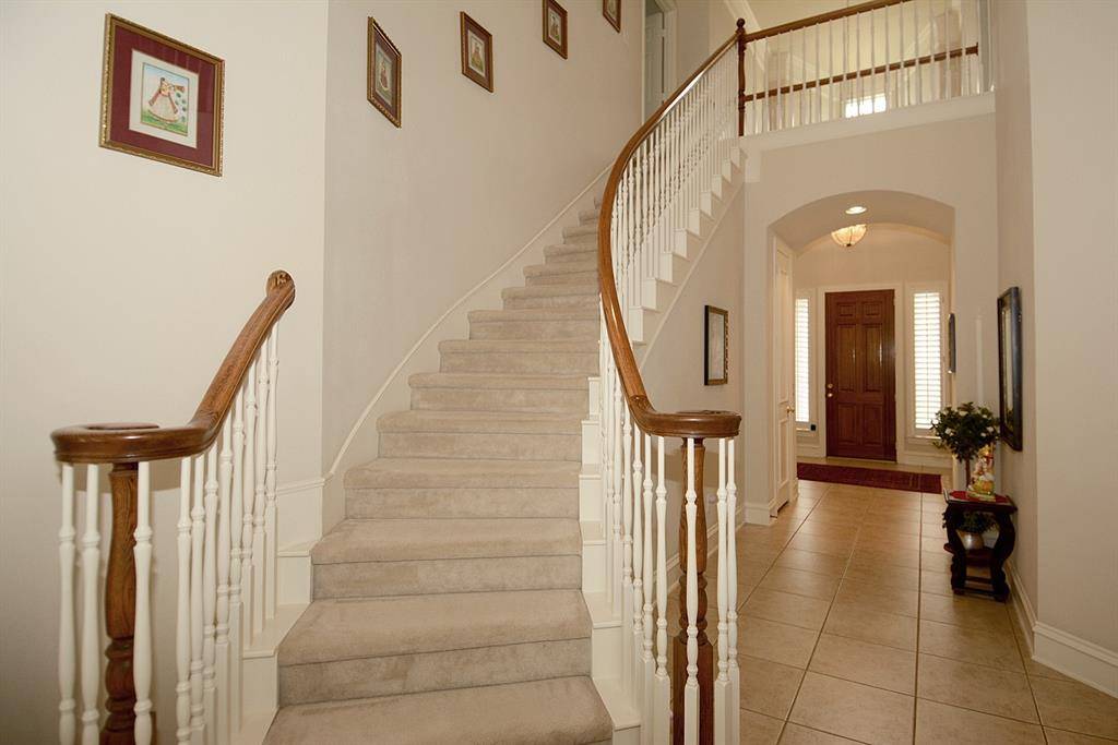 Plano, TX 75025,8617 Orchard Hill Drive