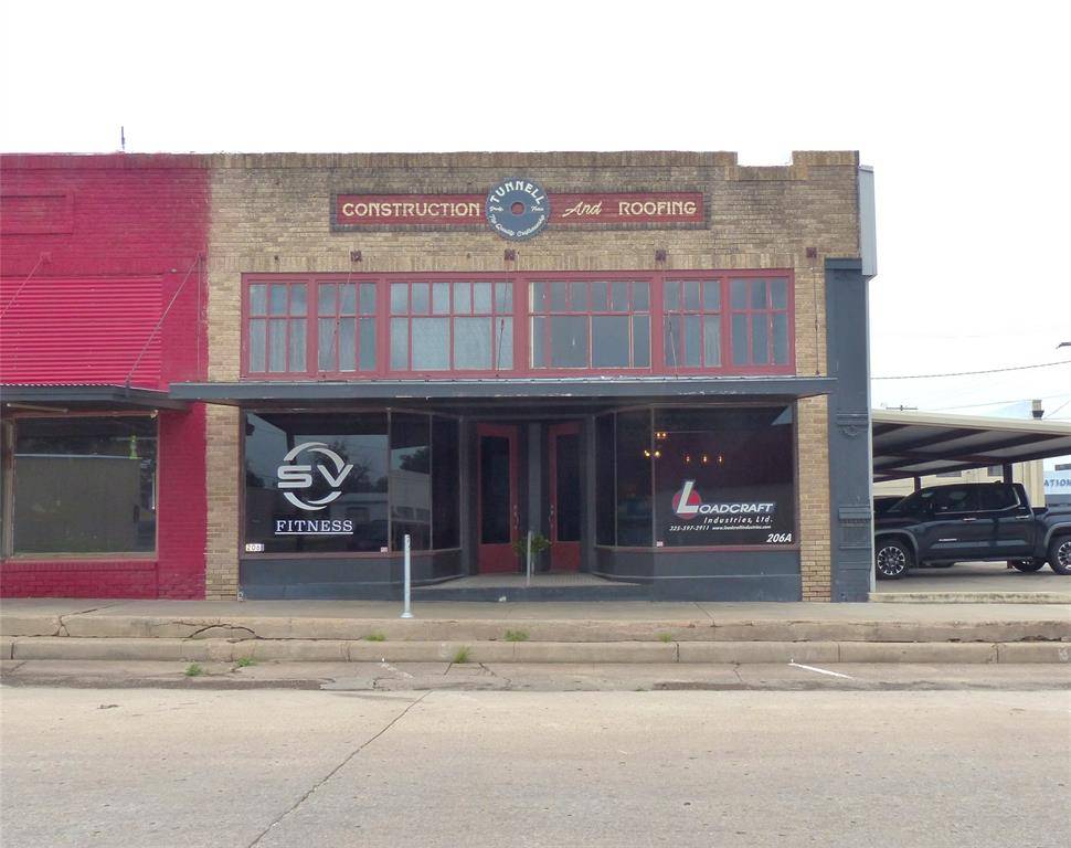 Brady, TX 76825,206 S Blackburn