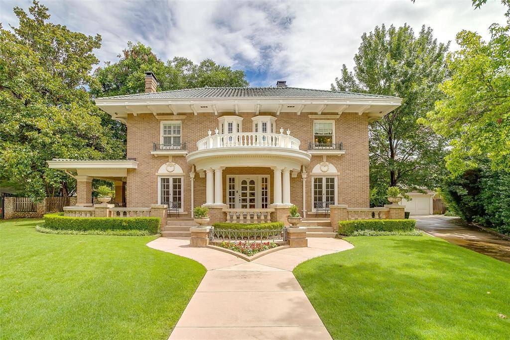 Fort Worth, TX 76110,1945 Chatburn Court