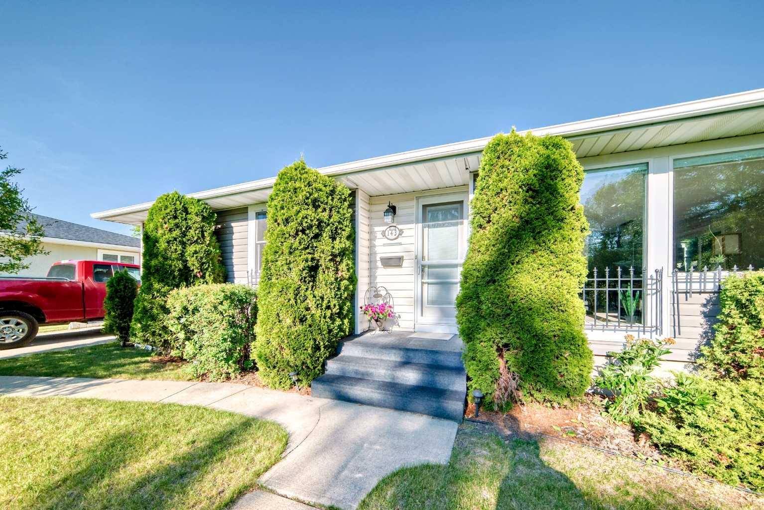 Calgary, AB T3C2X7,143 Waskatenau CRES SW