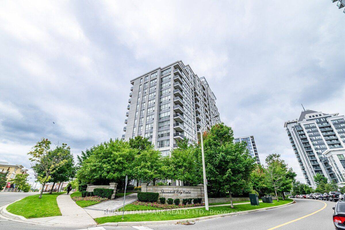 Vaughan, ON L4J 9E9,50 Disera DR #717