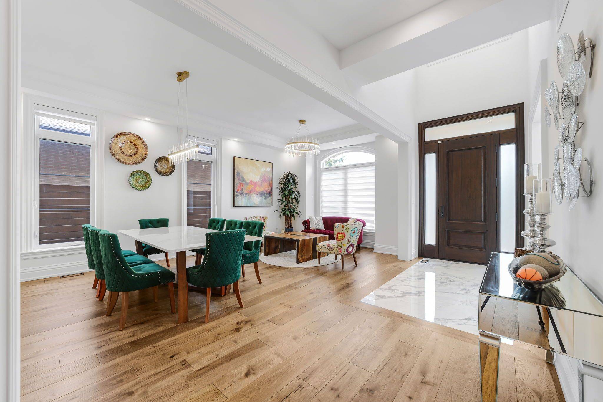 Oakville, ON L6L 4J5,442 Sherin DR