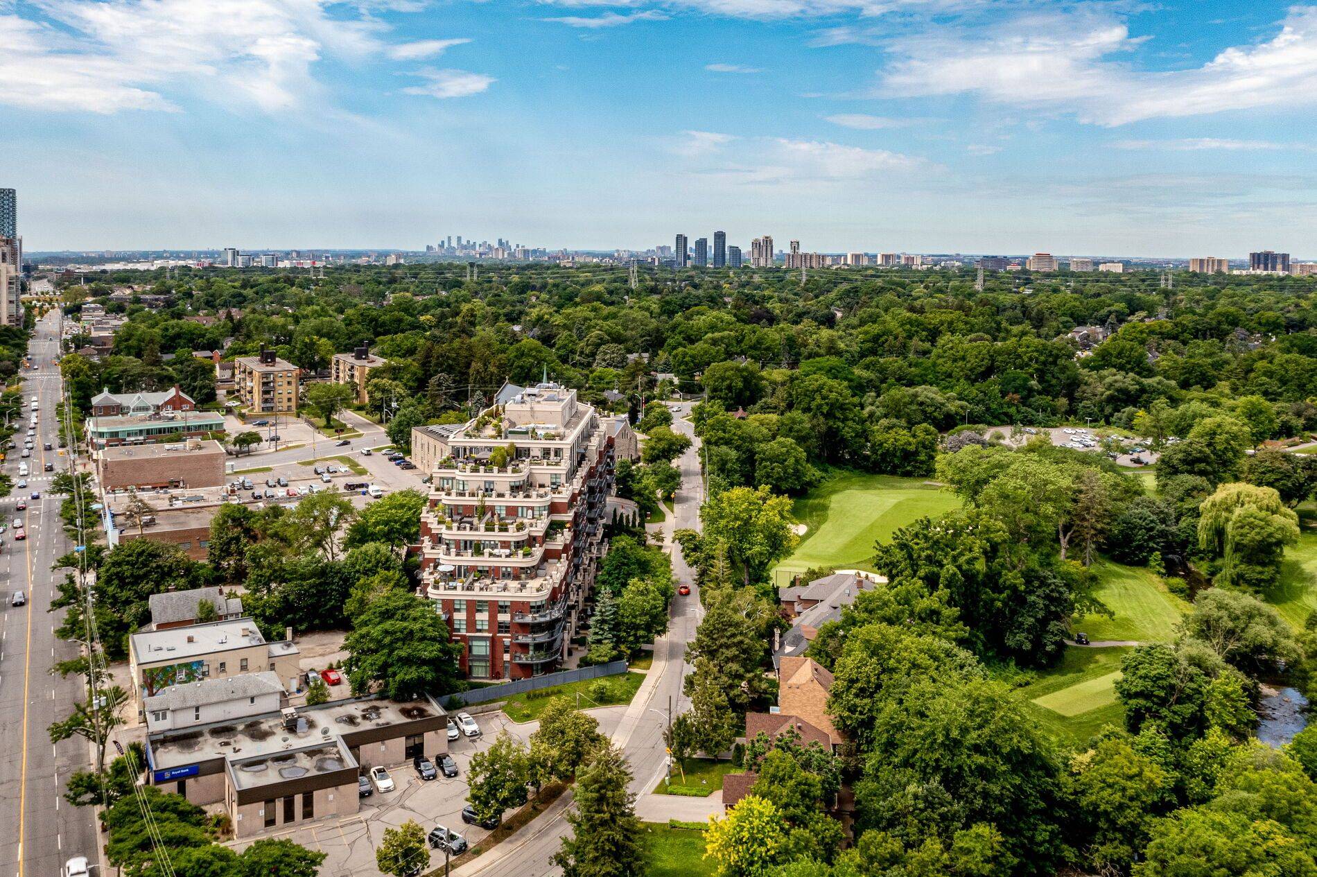 Toronto W08, ON M9A 0A6,9 Burnhamthorpe CRES #LPH7