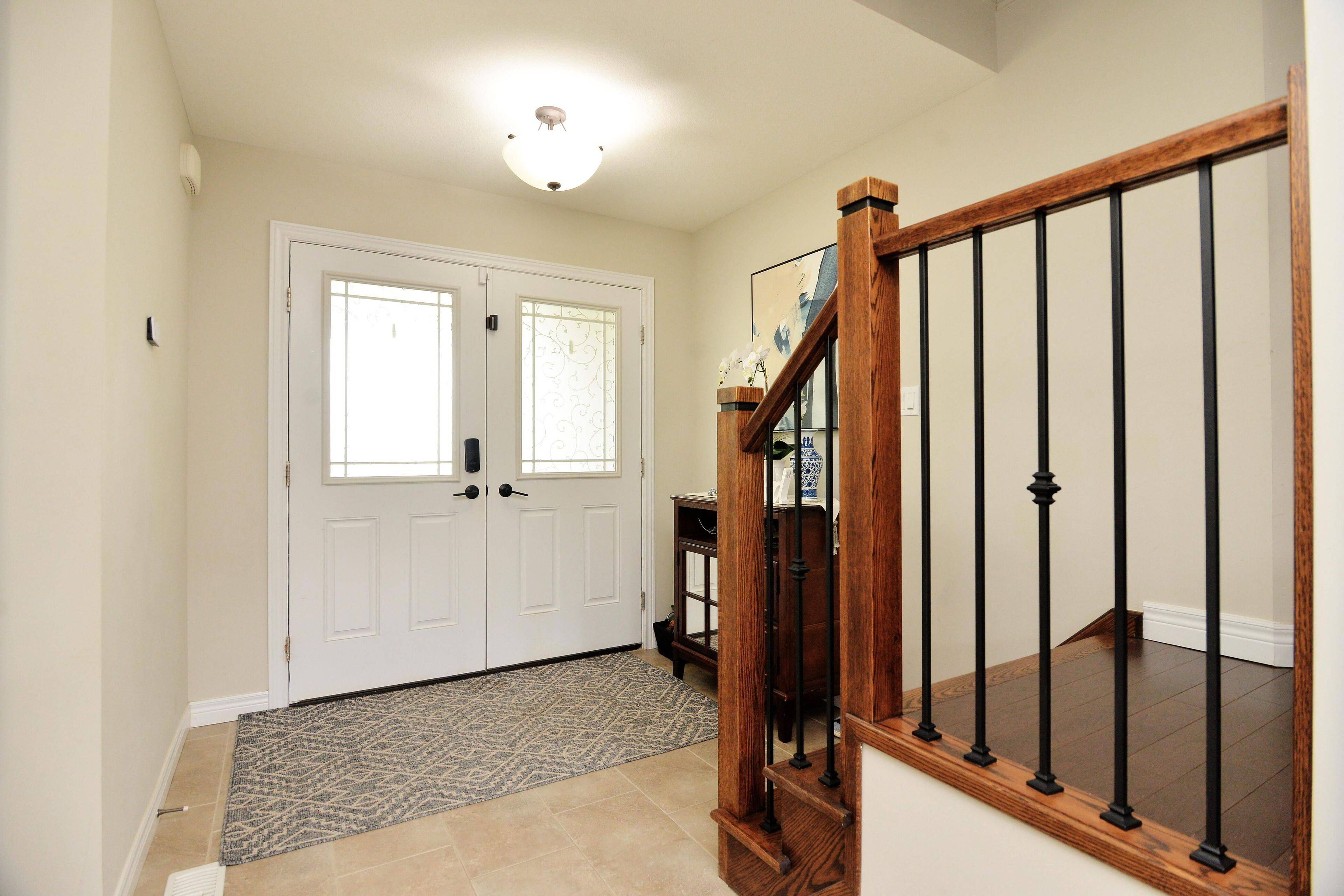 East Luther Grand Valley, ON L9W 6W5,7 Hunt ST