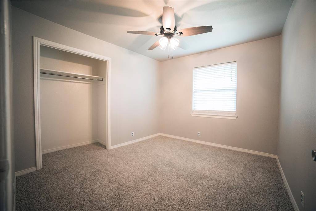 Waxahachie, TX 75165,117 Barbara Way