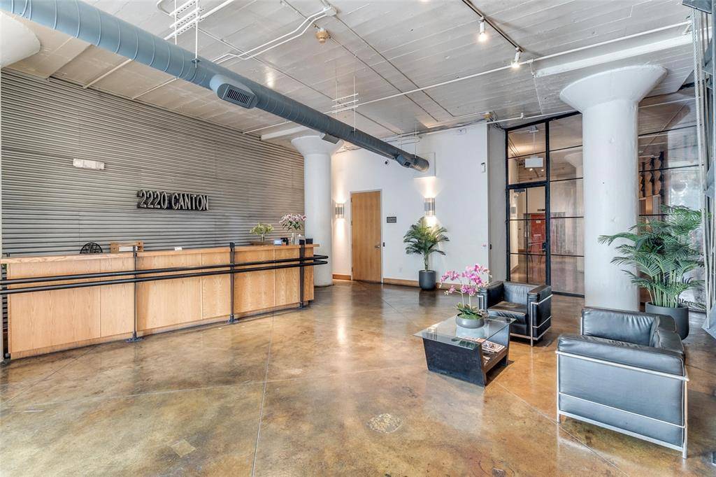 Dallas, TX 75201,2220 Canton Street #208