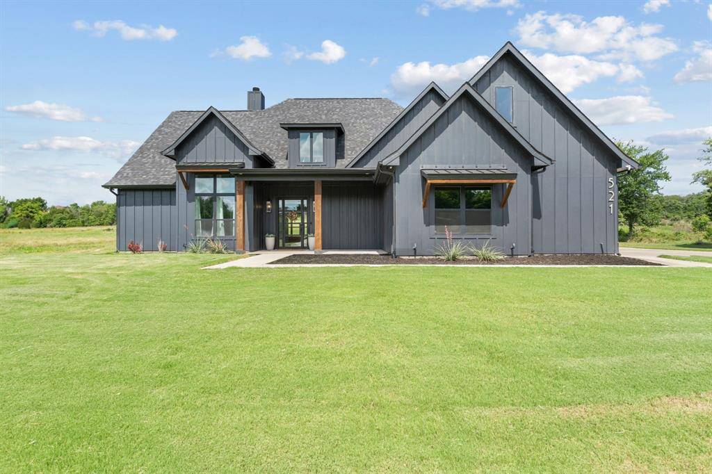 Azle, TX 76020,521 Echo Glade Court