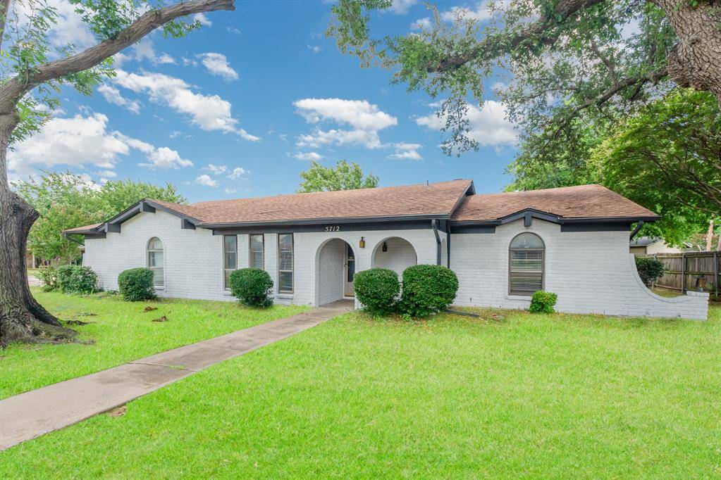 North Richland Hills, TX 76180,5712 Carolyn Drive