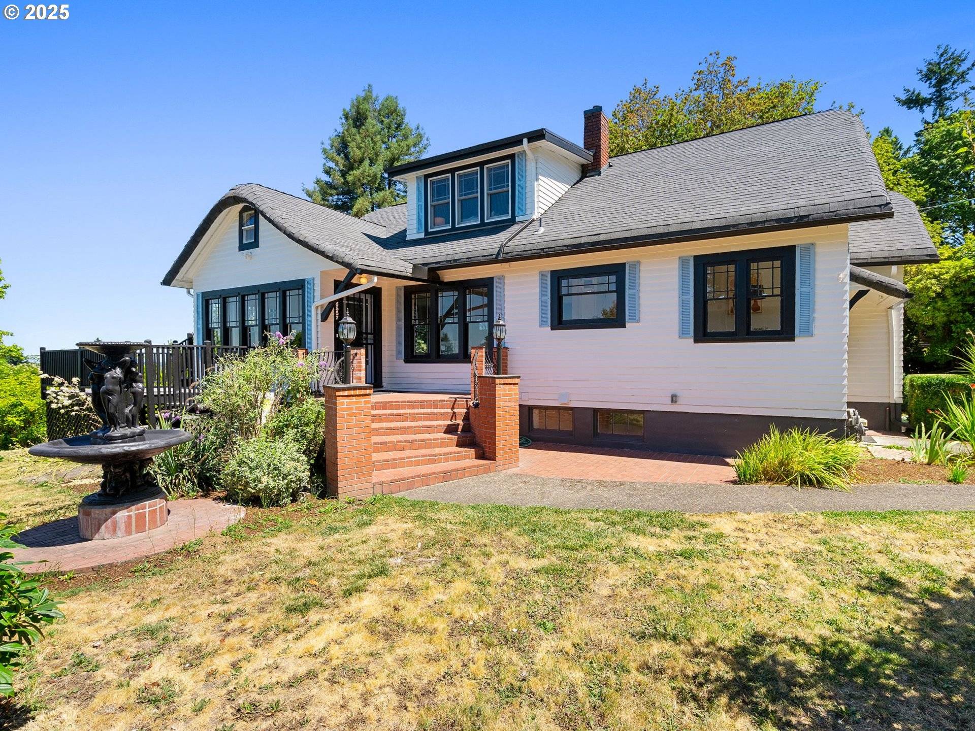 Portland, OR 97215,6557 SE THORBURN ST