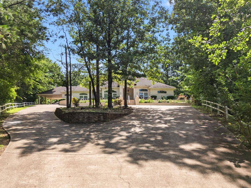 Tyler, TX 75703,18737 Oakbrook Road