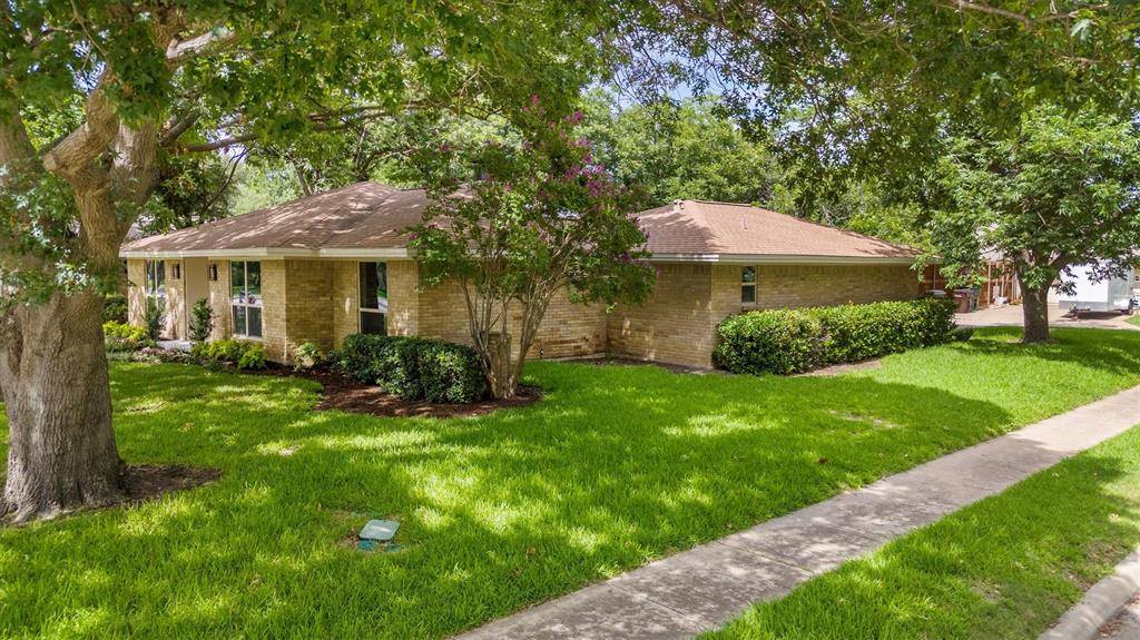 Plano, TX 75075,1100 Highedge Drive