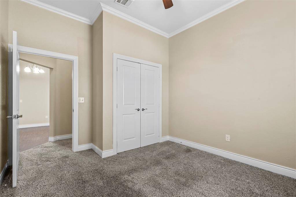 Alvarado, TX 76009,301 County Road 207 #1204