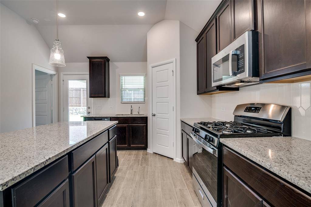 Lavon, TX 75166,722 Gentle Bird Dr