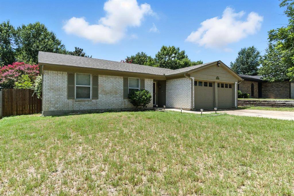 Arlington, TX 76016,5704 Woodhollow Drive