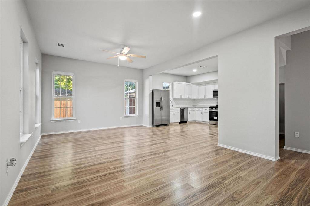 Bonham, TX 75418,821 Doss Street
