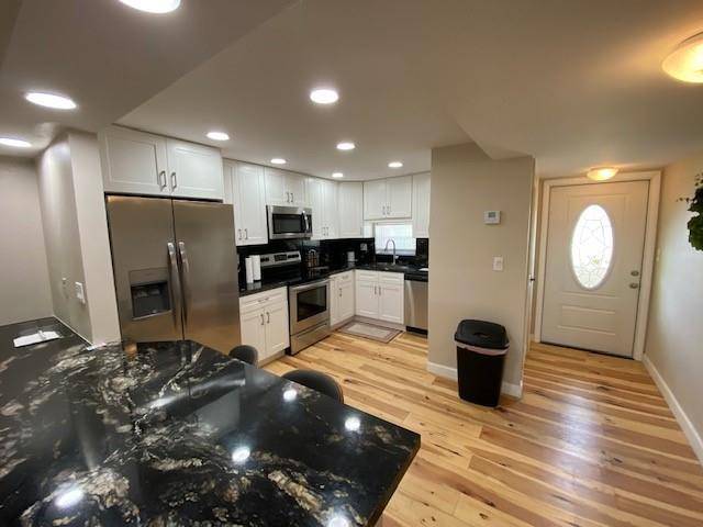 Pembroke Pines, FL 33025,9420 S Hollybrook Lake Dr #304