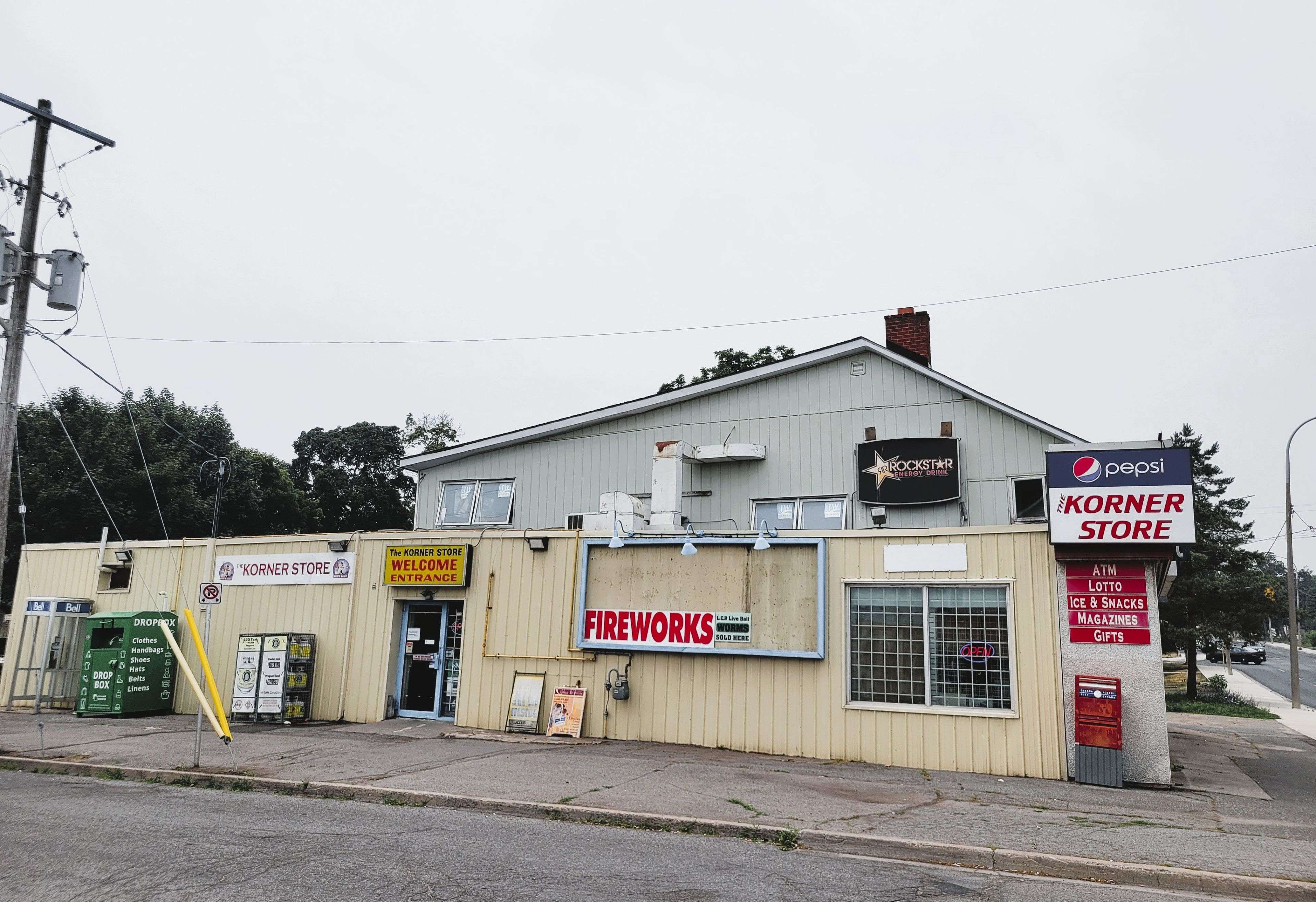 Quinte West, ON K8V 3R3,195 Dundas ST W