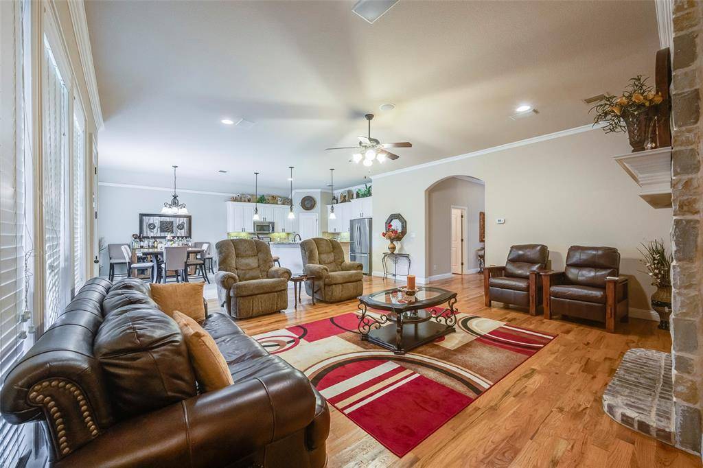 Saginaw, TX 76179,944 Virginia Lane