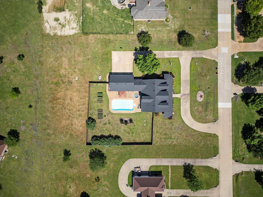 Terrell, TX 75160,1072 West Secretariat Drive