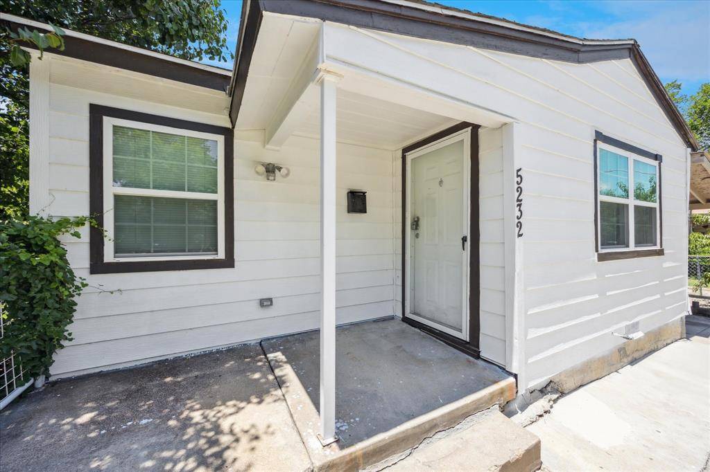 Fort Worth, TX 76115,5232 Gordon Avenue
